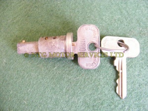 Locking Barrel + Keys Boot Lock