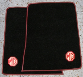 Please Select Colour: Black with Maroon Piping